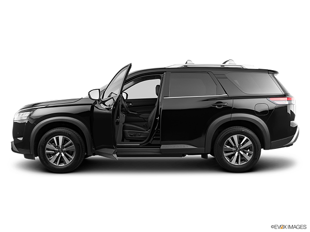 2023 Nissan Pathfinder | Driver's side profile with drivers side door open