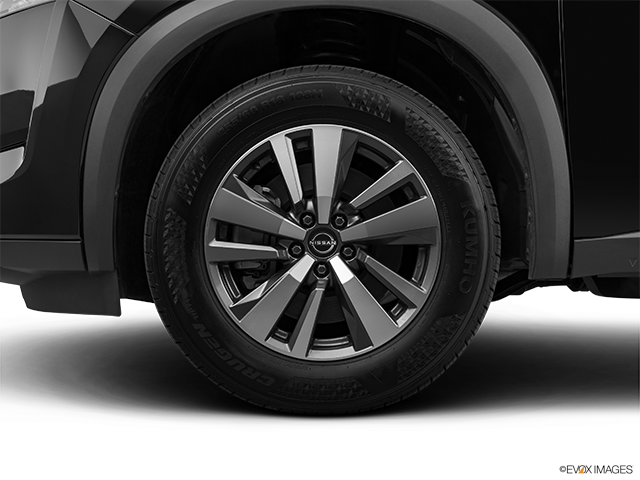 2023 Nissan Pathfinder | Front Drivers side wheel at profile