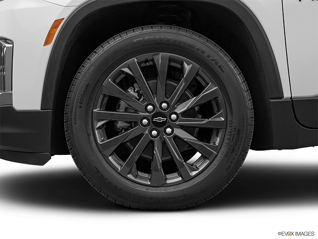 2023 Chevrolet Traverse | Front Drivers side wheel at profile
