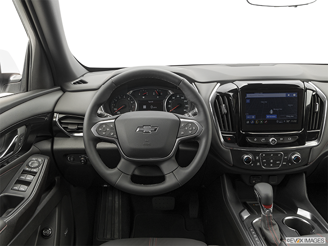2024 Chevrolet Traverse | Steering wheel/Center Console