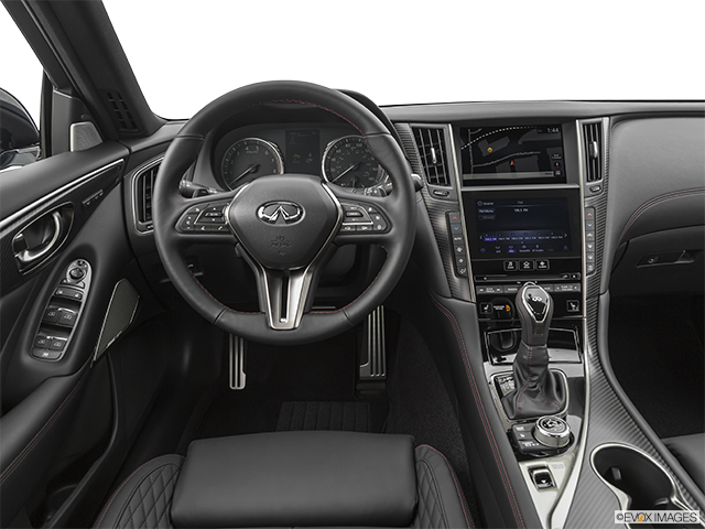 2023 Infiniti Q50 | Steering wheel/Center Console