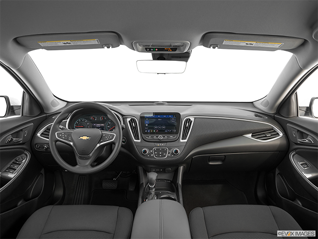 2023 Chevrolet Malibu | Centered wide dash shot