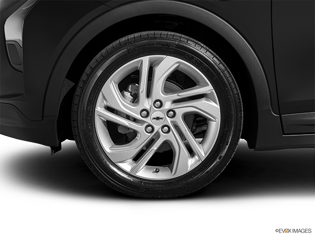 2023 Chevrolet Bolt EV | Front Drivers side wheel at profile