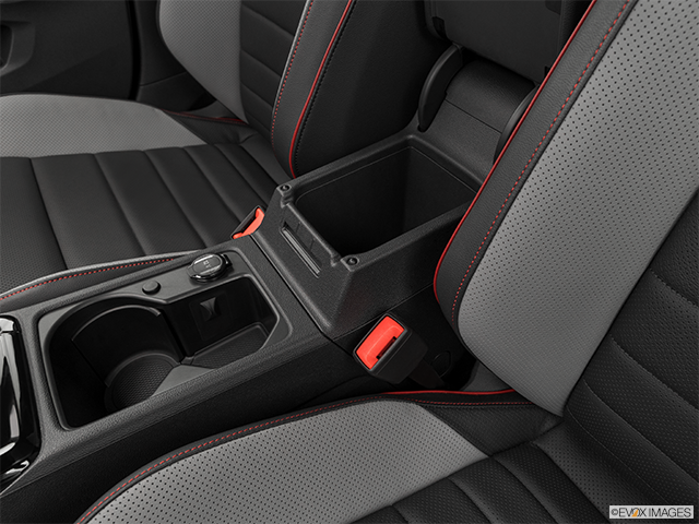 2024 Volkswagen Golf GTI | Front center divider