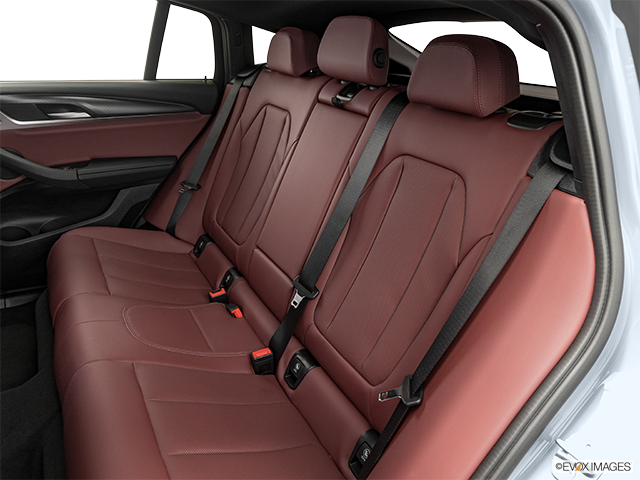 2023 BMW X4 | Rear seats from Drivers Side