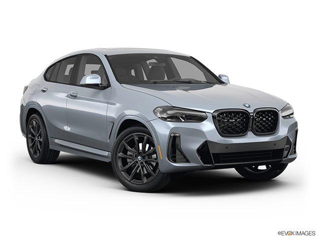2023 BMW X4 | Front passenger 3/4 w/ wheels turned