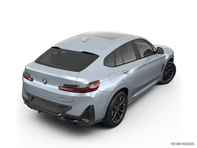 2023 BMW X4 | Rear 3/4 angle view