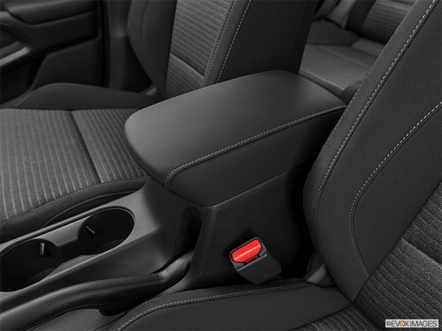 2023 Kia Soul | Front center console with closed lid, from driver’s side looking down