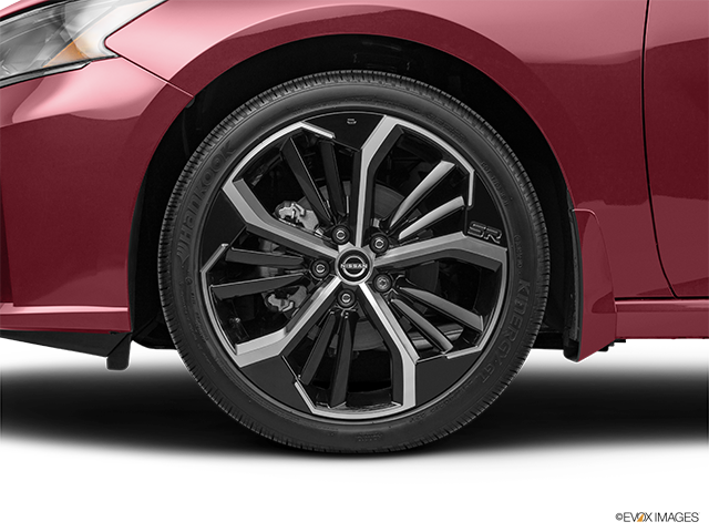 2024 Nissan Altima | Front Drivers side wheel at profile