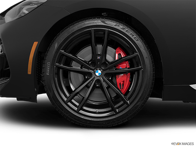 2024 BMW Série 2 | Front Drivers side wheel at profile