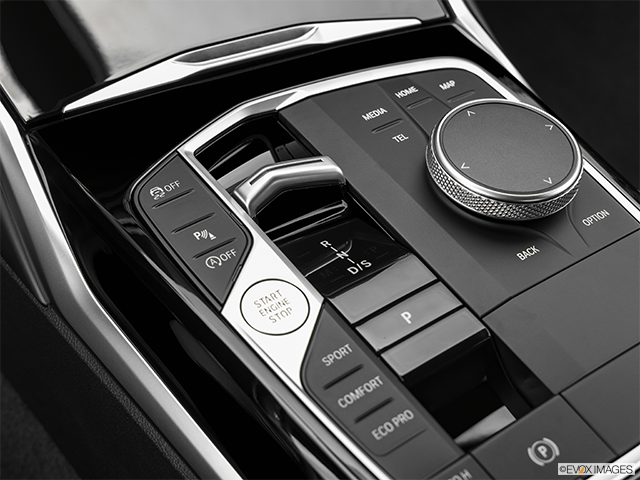 2024 BMW Série 2 | Gear shifter/center console