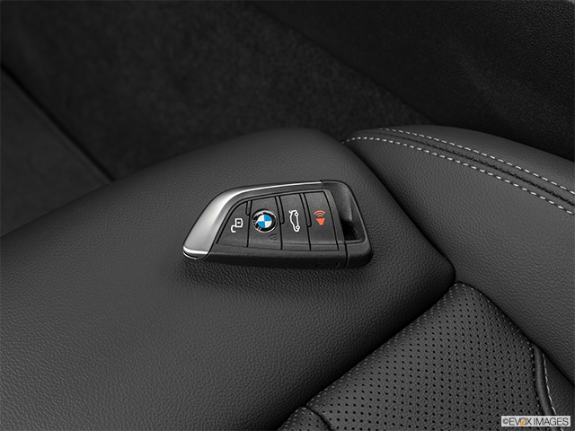 2024 BMW Série 2 | Key fob on driver’s seat