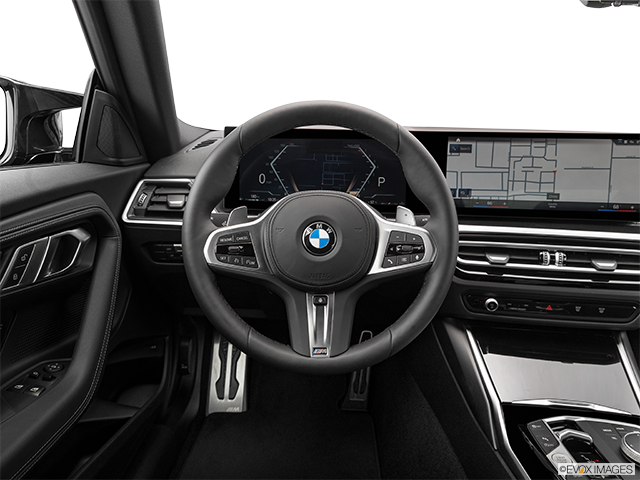 2024 BMW 2 Series | Steering wheel/Center Console