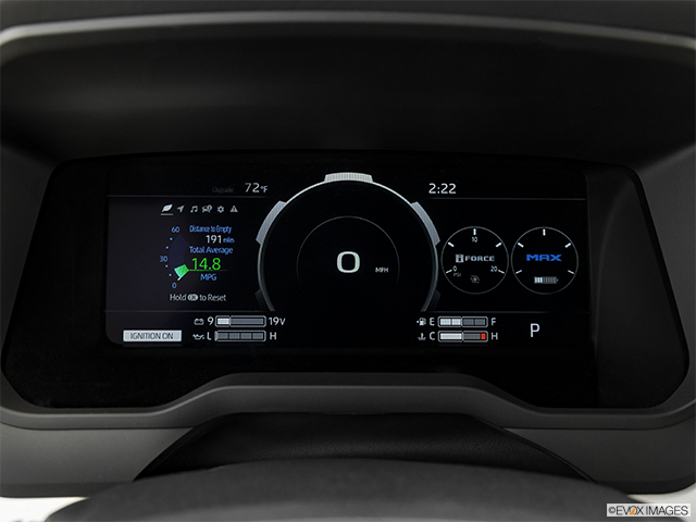 2023 Toyota Tundra Hybrid | Speedometer/tachometer
