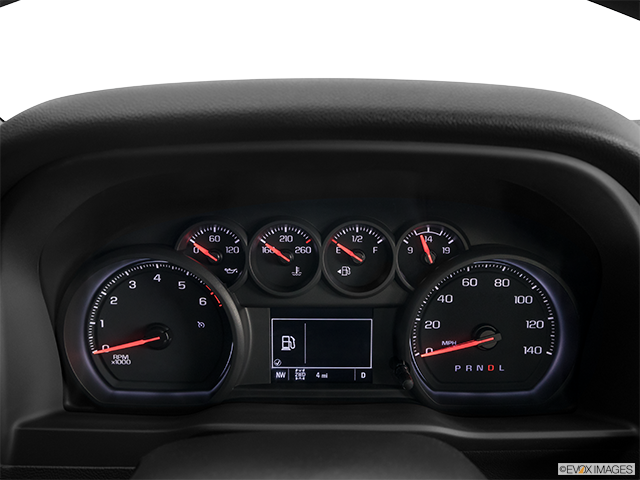 2023 Chevrolet Silverado 2500HD | Speedometer/tachometer