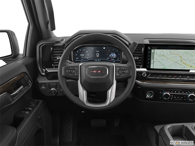 2024 GMC Sierra 1500 | Steering wheel/Center Console