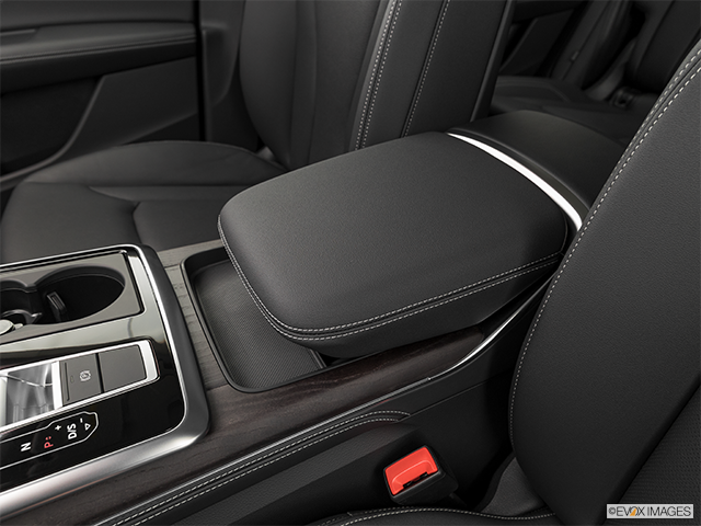 2023 Audi Q8 | Front center console with closed lid, from driver’s side looking down