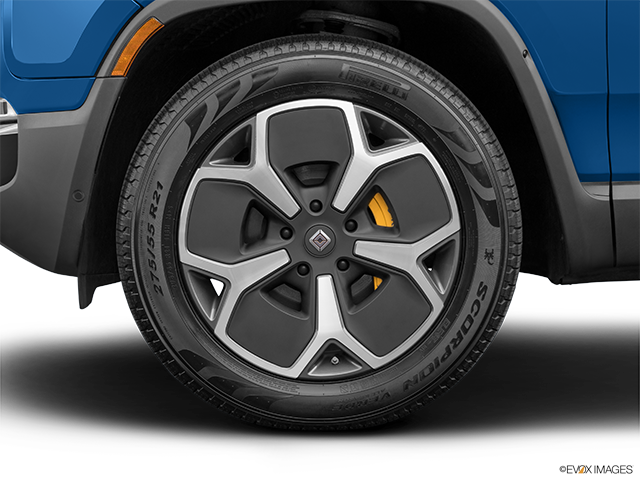2024 Rivian R1T | Front Drivers side wheel at profile