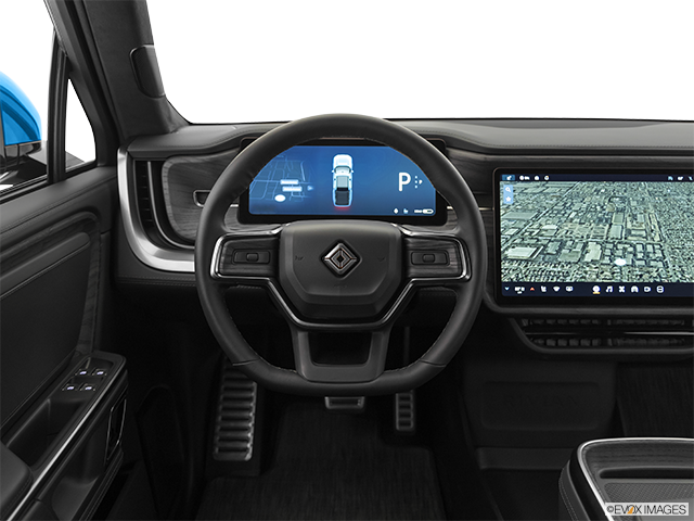 2023 Rivian R1T | Steering wheel/Center Console