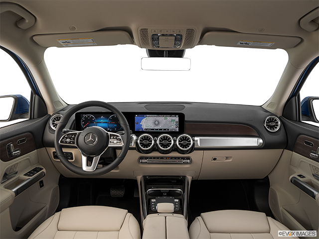 2024 Mercedes-Benz EQB | Centered wide dash shot