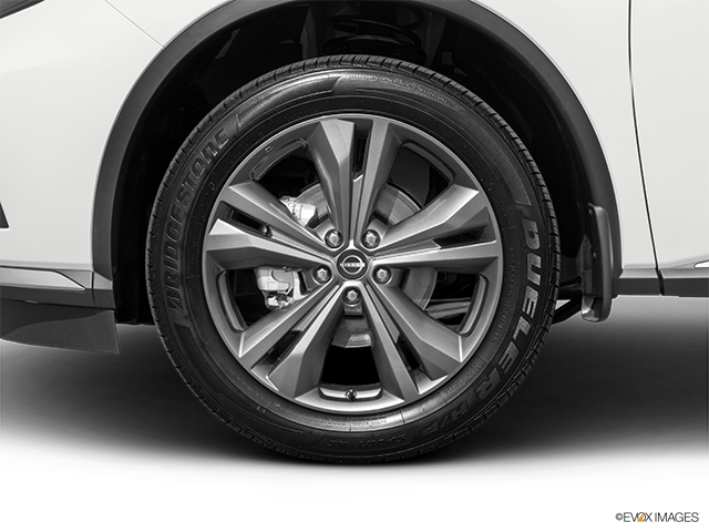 2023 Nissan Murano | Front Drivers side wheel at profile