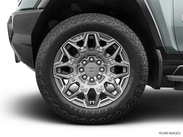 2024 GMC HUMMER EV | Front Drivers side wheel at profile