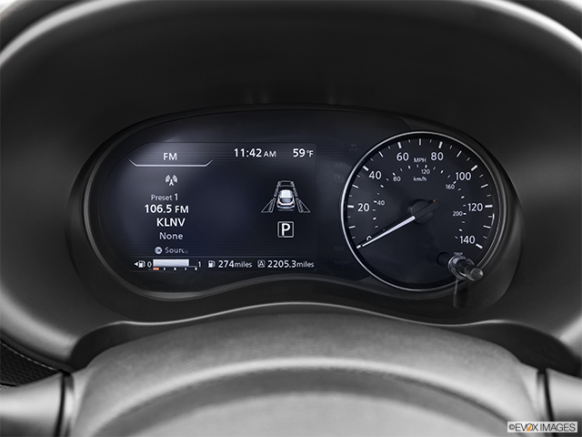 2023 Nissan Kicks | Speedometer/tachometer