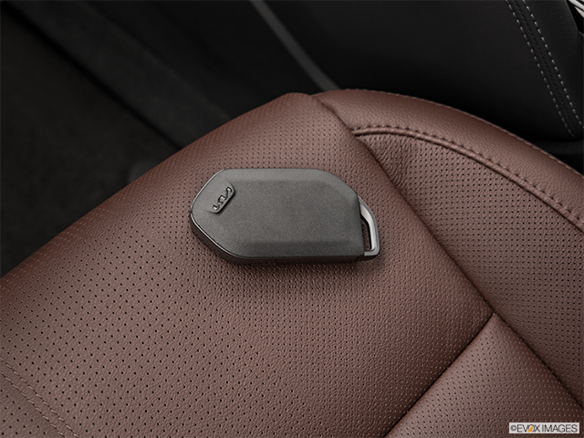 2023 Kia Telluride | Key fob on driver’s seat