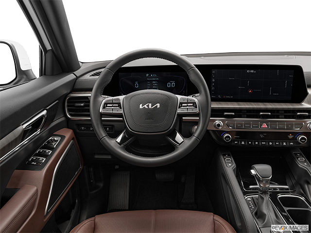 2023 Kia Telluride | Steering wheel/Center Console