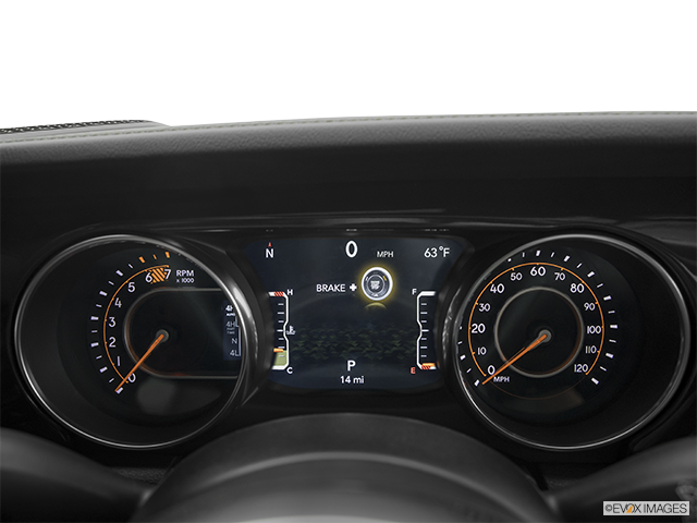 2023 Jeep Wrangler Unlimited | Speedometer/tachometer