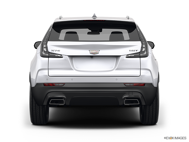 2024 Cadillac XT4 | Low/wide rear