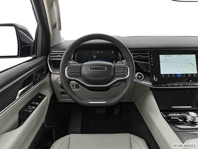 2023 Jeep Wagoneer | Steering wheel/Center Console