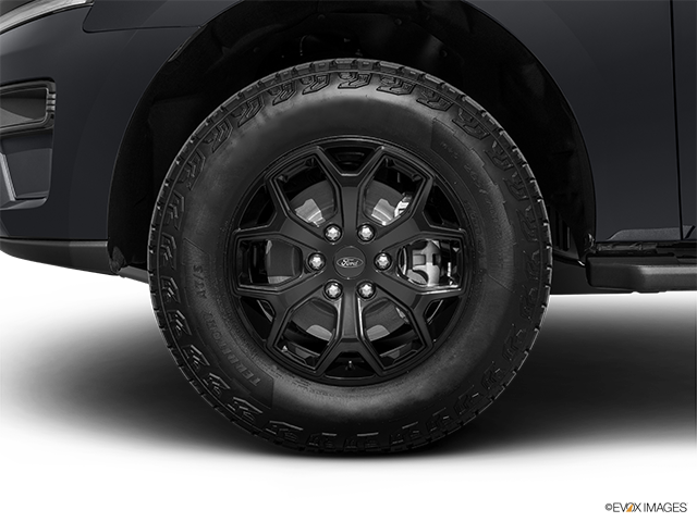 2023 Ford Expedition | Front Drivers side wheel at profile