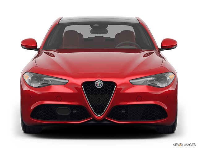 2023 Alfa Romeo Giulia | Low/wide front