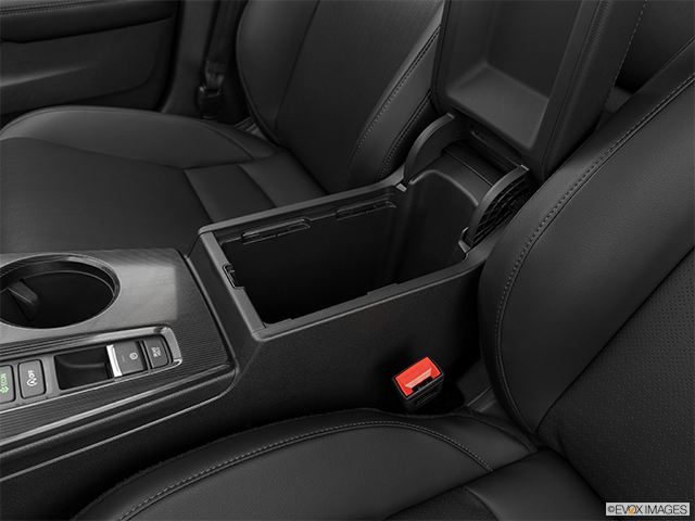 2023 Honda Civic Hatchback | Front center divider