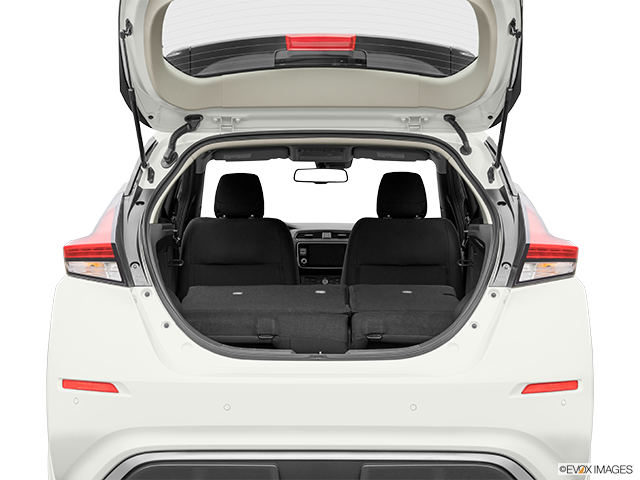 2023 Nissan LEAF | Hatchback & SUV rear angle