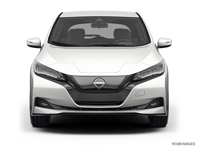 2023 Nissan LEAF | Low/wide front