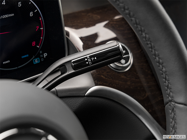 2023 Mercedes-Benz GLC Coupe | Gear shifter/center console