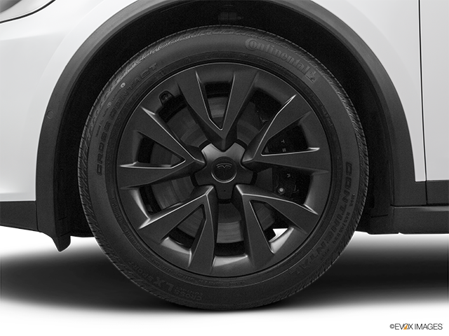2024 Tesla Model X | Front Drivers side wheel at profile