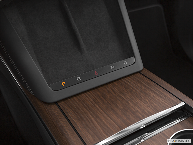 2024 Tesla Model X | Gear shifter/center console