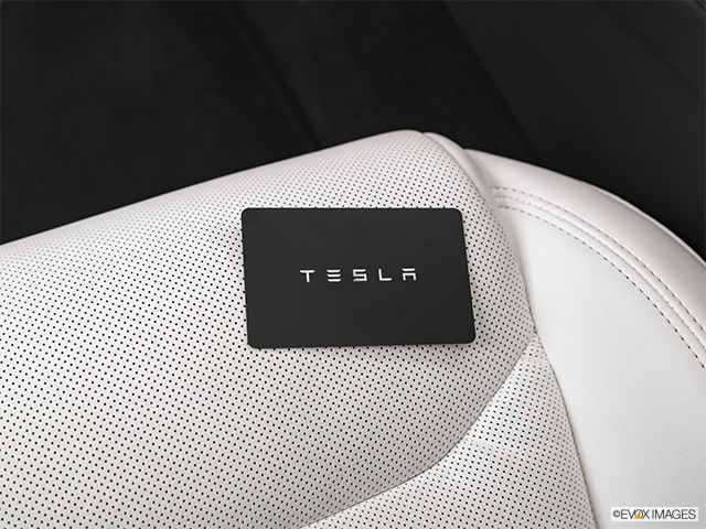 2024 Tesla Model X | Key fob on driver’s seat