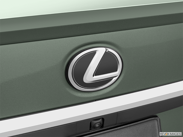 2024 Lexus ES 300h | Rear manufacturer badge/emblem
