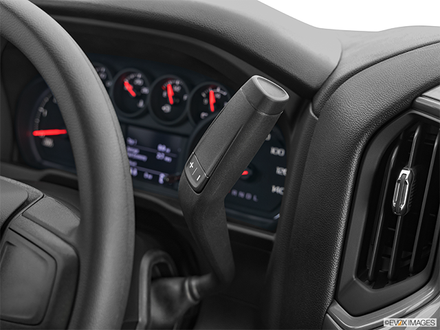2024 Chevrolet Silverado 2500HD | Gear shifter/center console