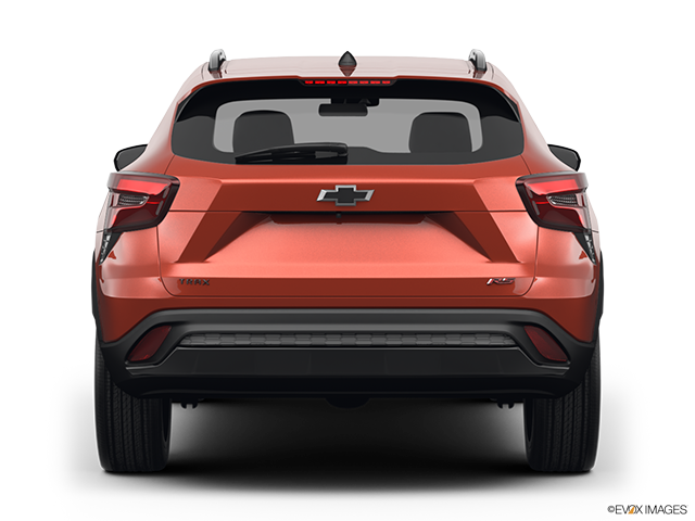 2025 Chevrolet Trax | Low/wide rear