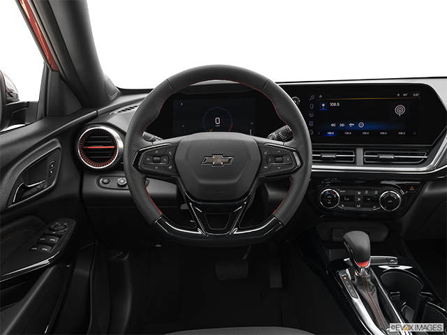 2025 Chevrolet Trax | Steering wheel/Center Console