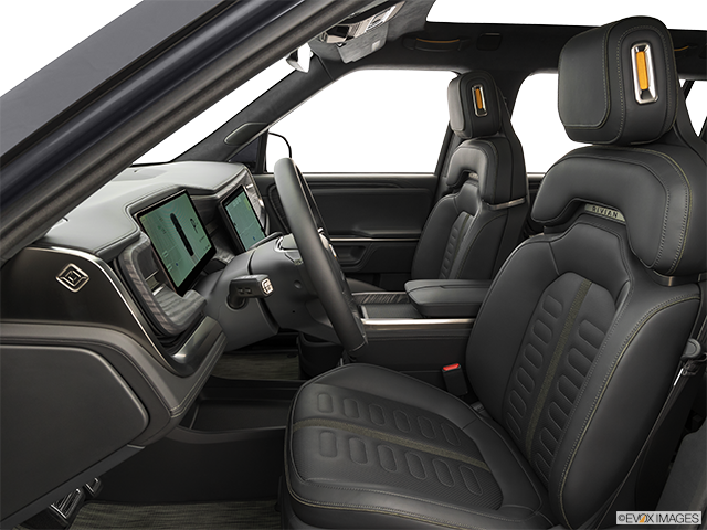 2023 Rivian R1S | Front seats from Drivers Side
