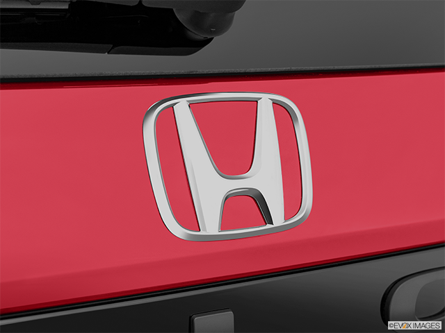 2025 Honda Pilot | Rear manufacturer badge/emblem