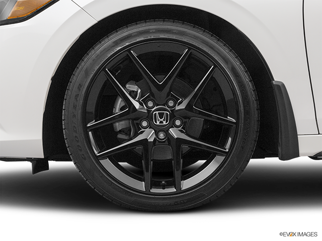 2024 Honda Civic Hatchback | Front Drivers side wheel at profile