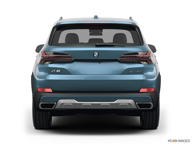 2025 BMW X5 | Low/wide rear