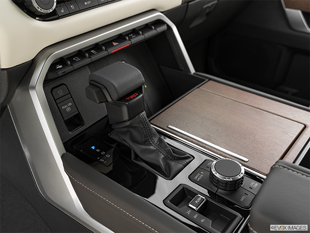 2024 Toyota Tundra | Gear shifter/center console